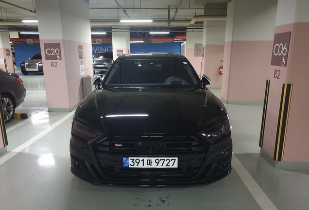 Audi S8 D5