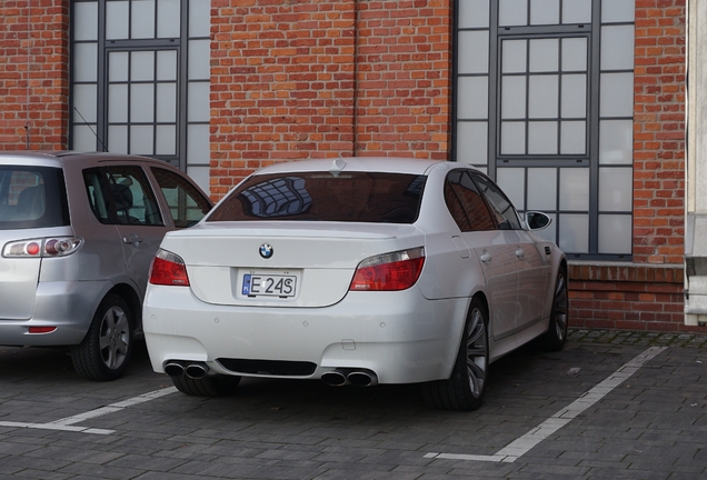 BMW M5 E60 2007