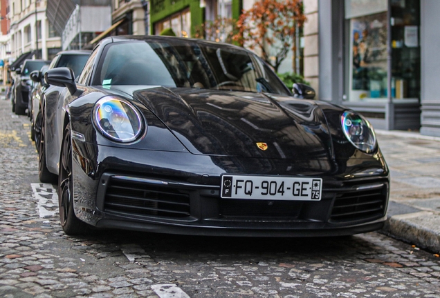 Porsche 992 Carrera 4S