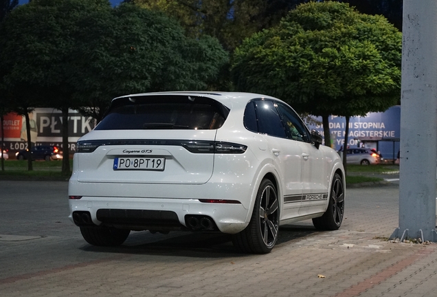 Porsche 9YA Cayenne GTS