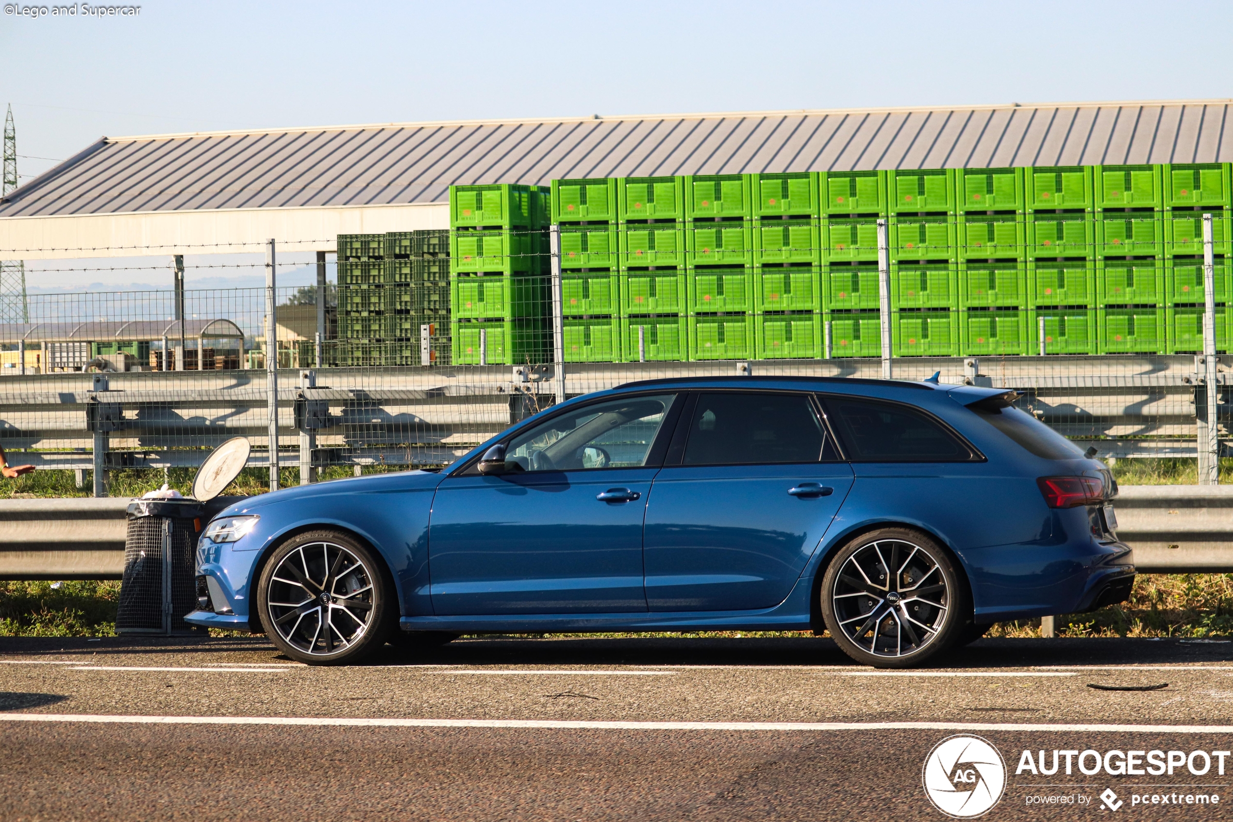 Audi RS6 Avant C7 2015