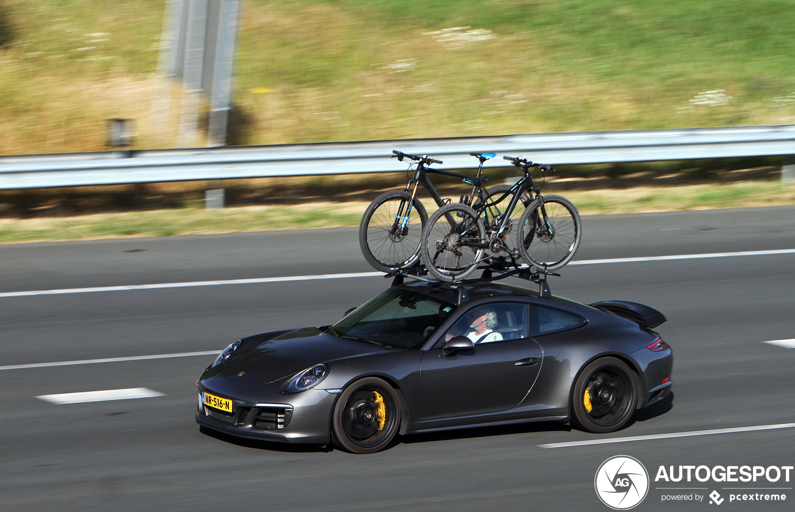 Porsche 991 Carrera GTS MkII