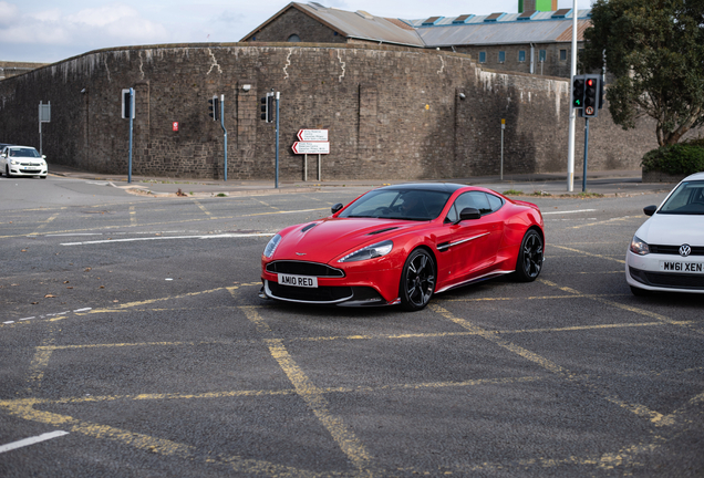 Aston Martin Vanquish S Red Arrows Edition