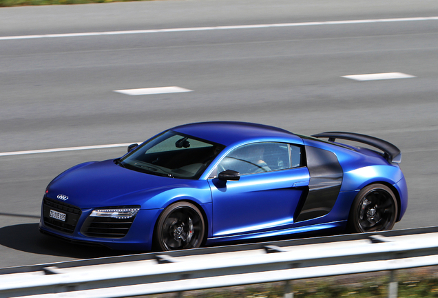 Audi R8 V10 Plus 2013