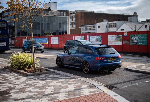 Audi RS4 Avant B8