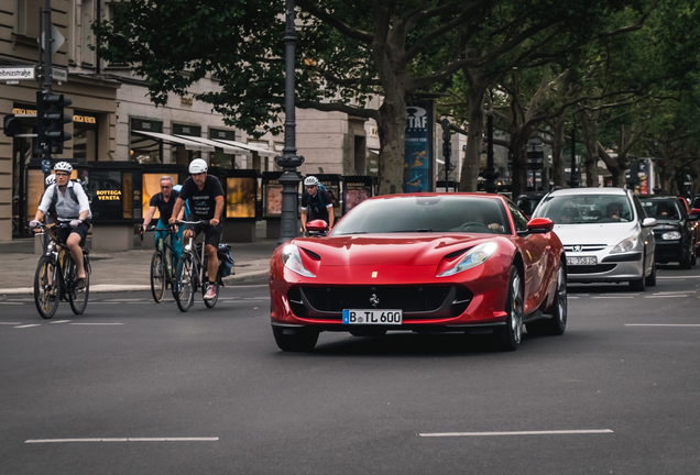 Ferrari 812 Superfast