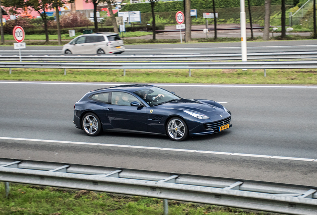 Ferrari GTC4Lusso