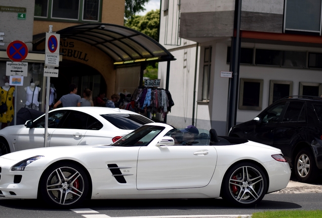 Mercedes-Benz SLS AMG Roadster