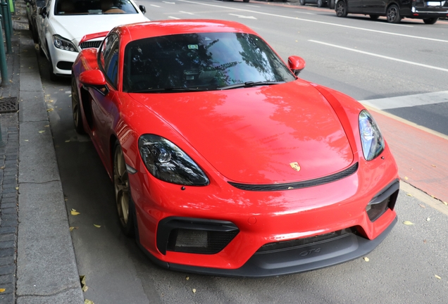 Porsche 718 Cayman GT4