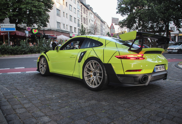 Porsche 991 GT2 RS Weissach Package