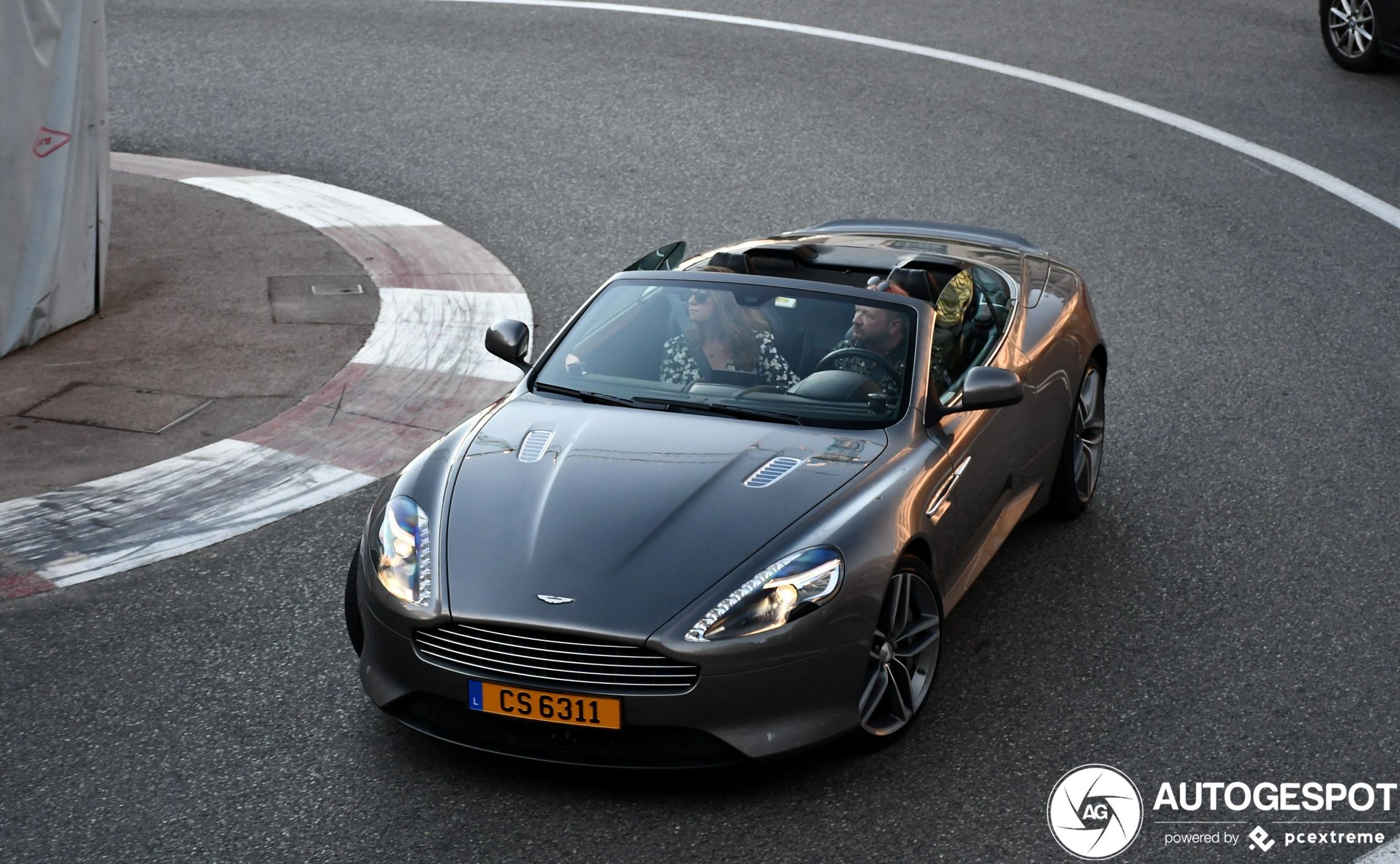 Aston Martin DB9 Volante 2013