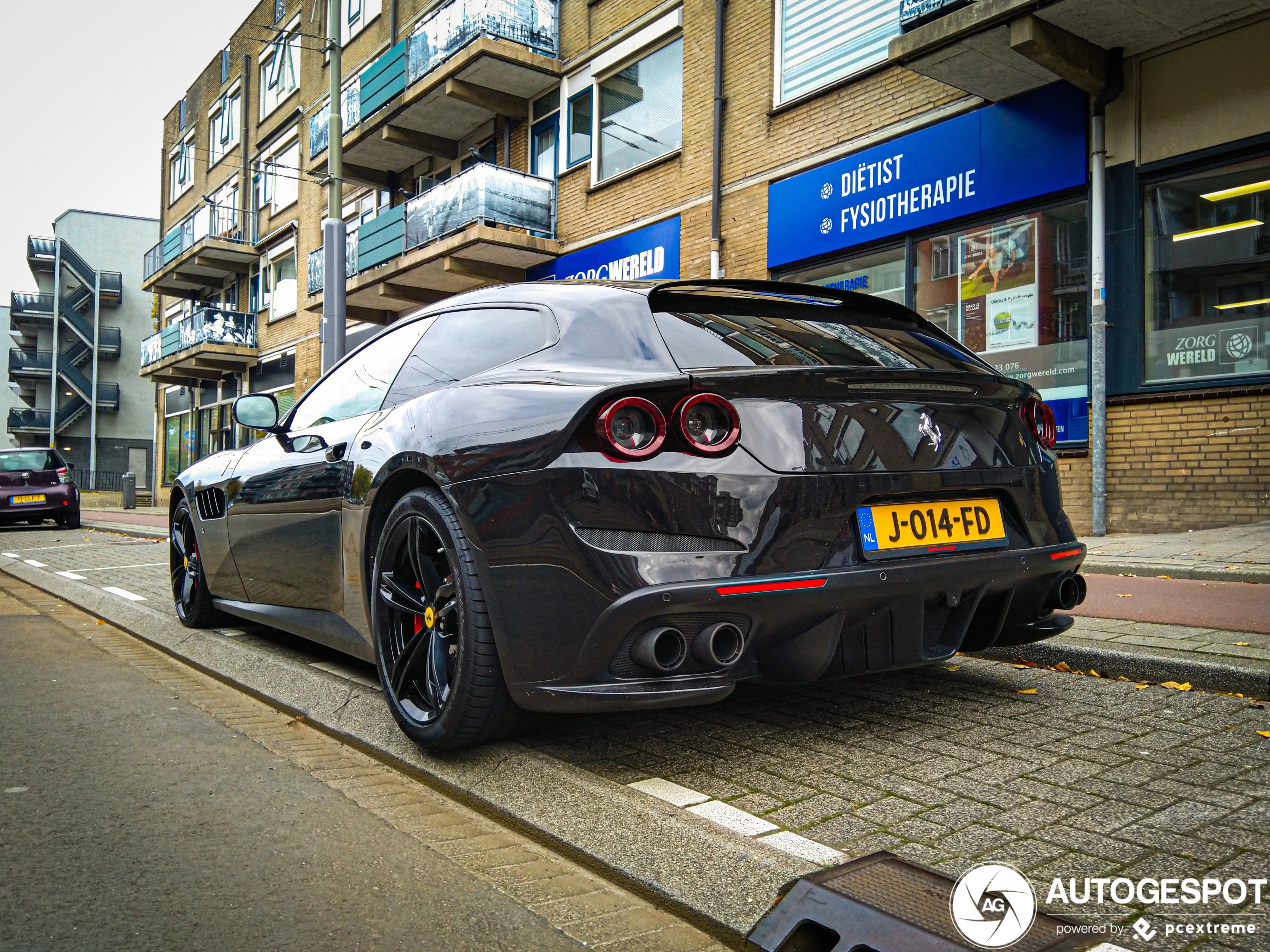 Ferrari GTC4Lusso