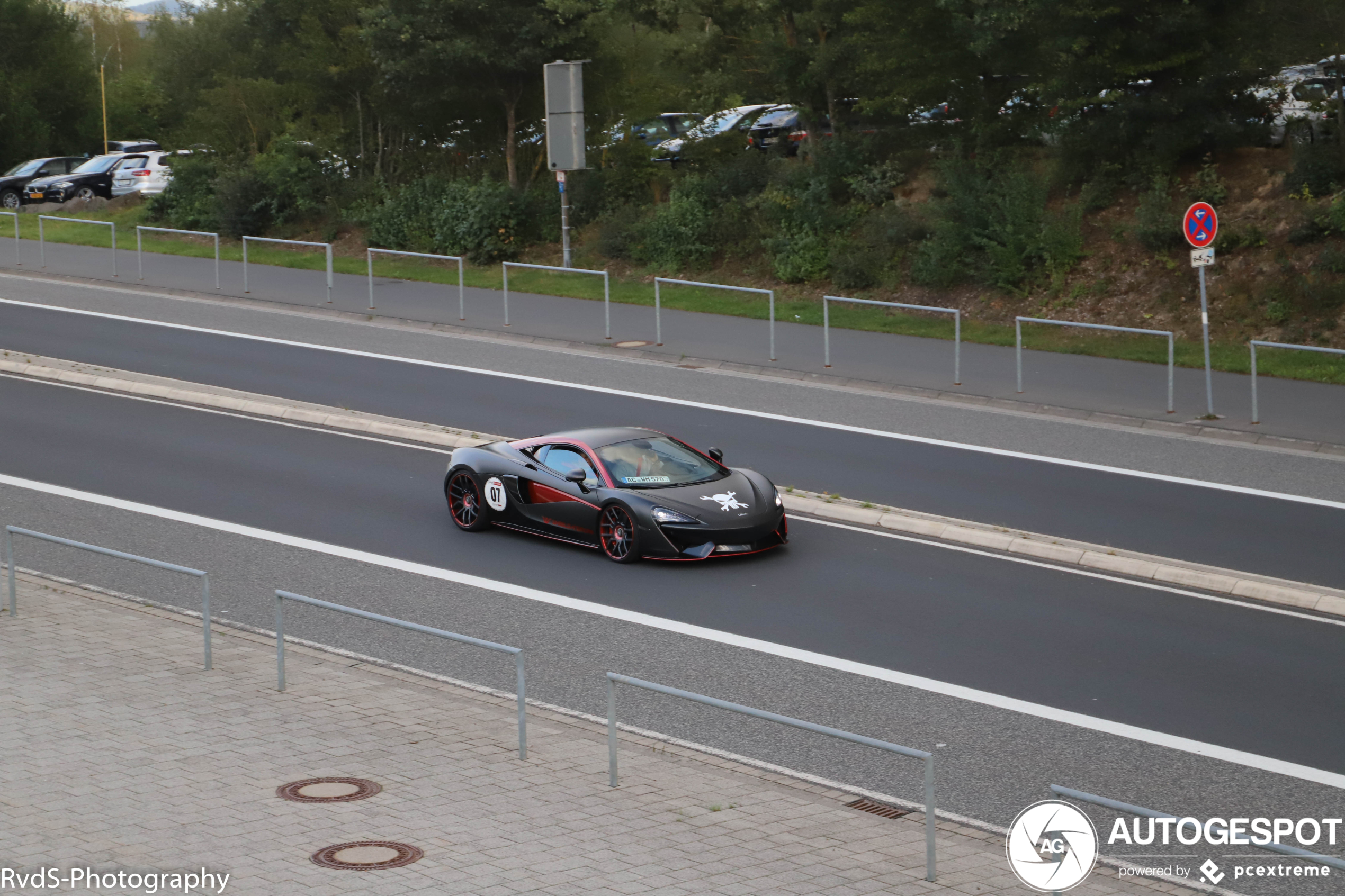 McLaren 570S