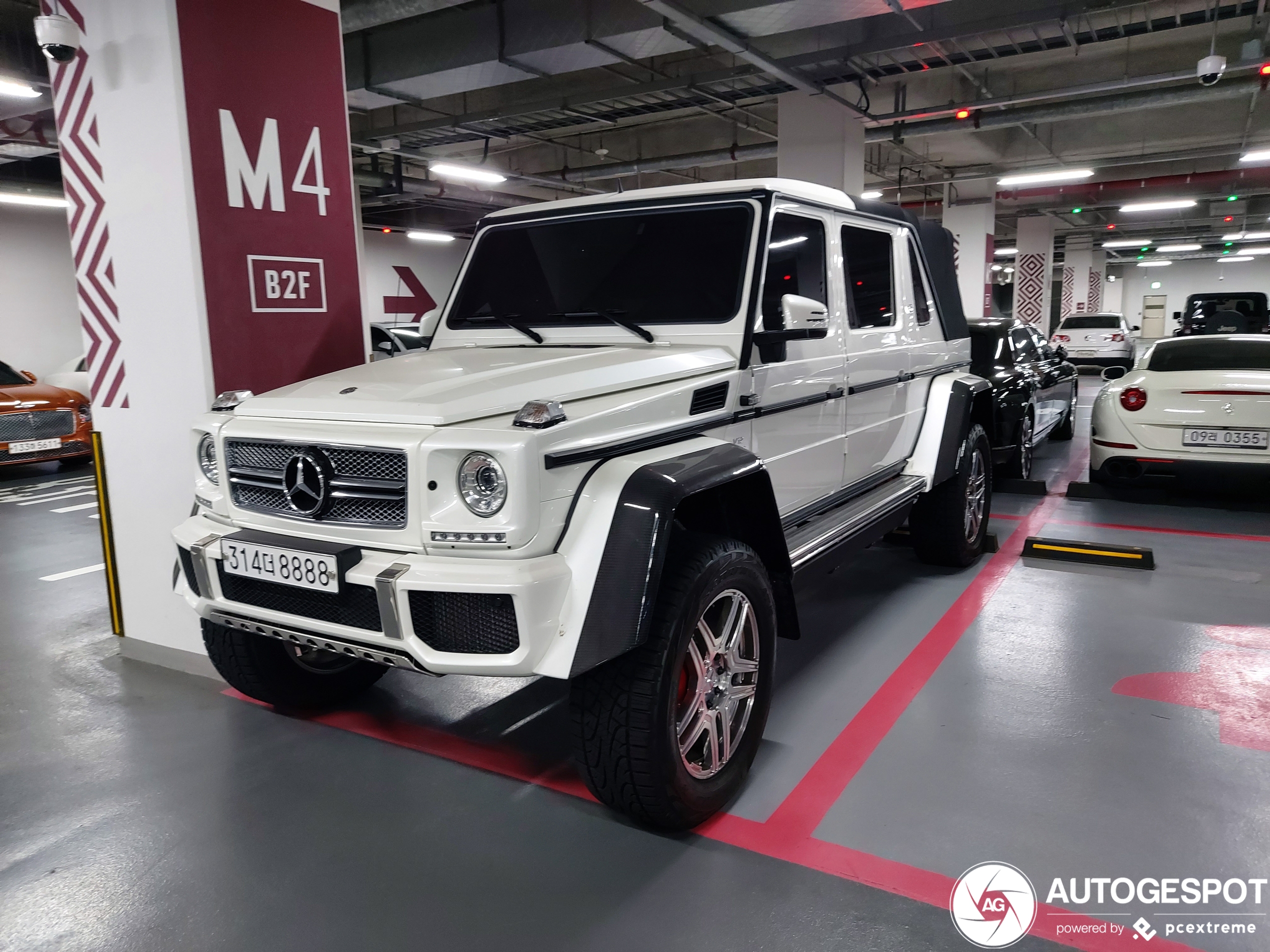 Mercedes-Maybach G 650 Landaulet W463