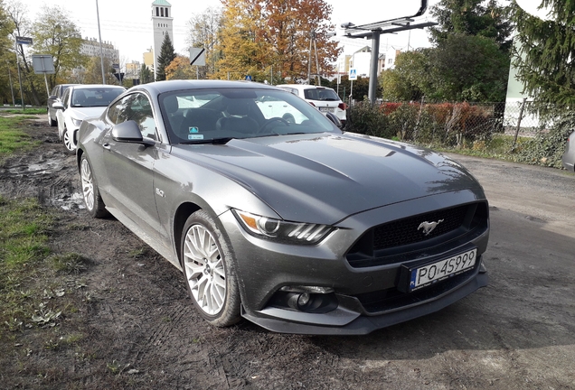 Ford Mustang GT 2015