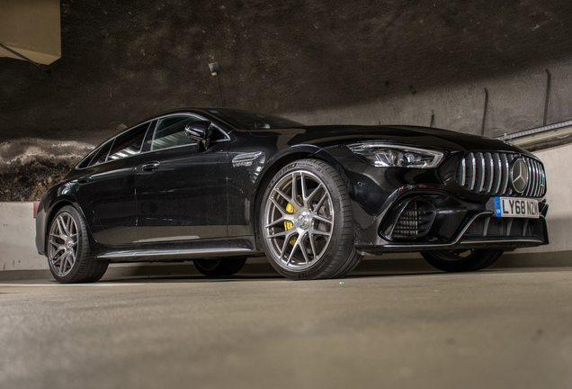 Mercedes-AMG GT 63 S X290