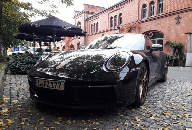 Porsche 992 Carrera 4S