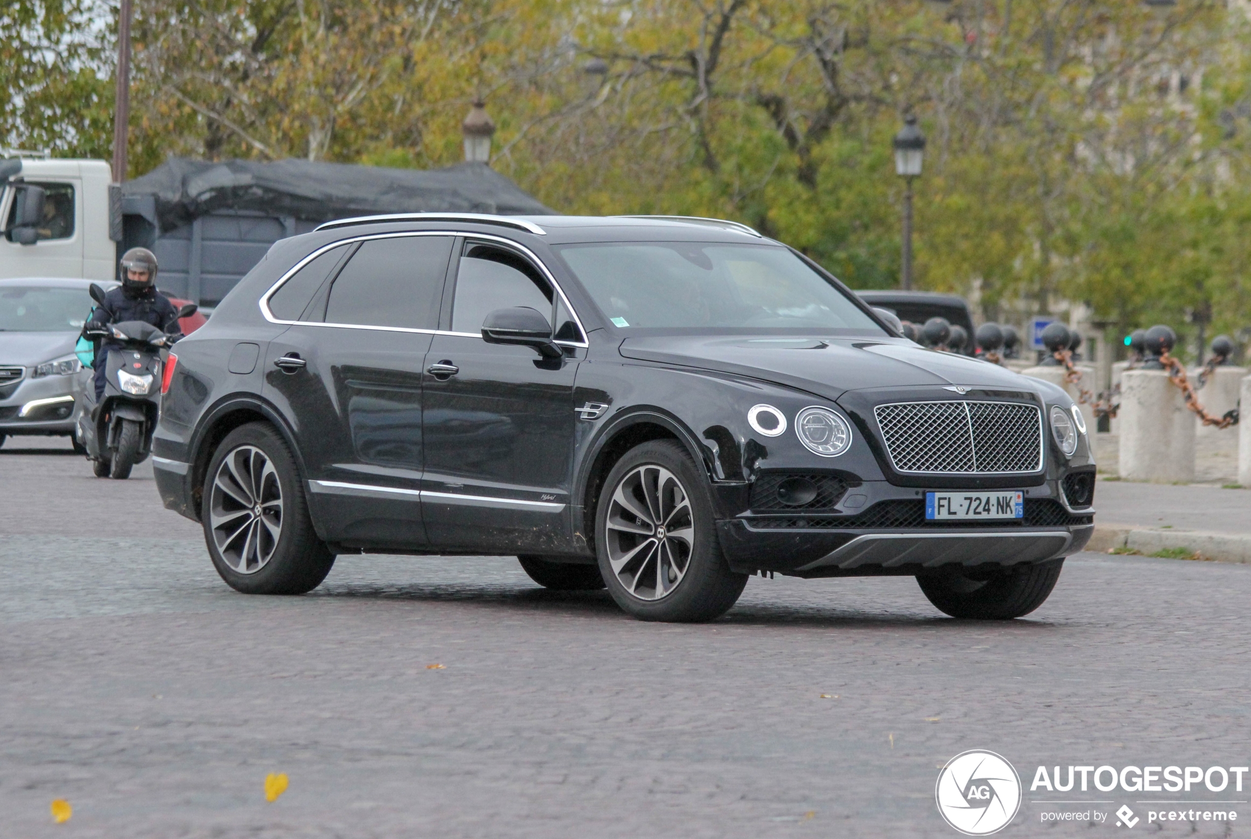 Bentley Bentayga Hybrid