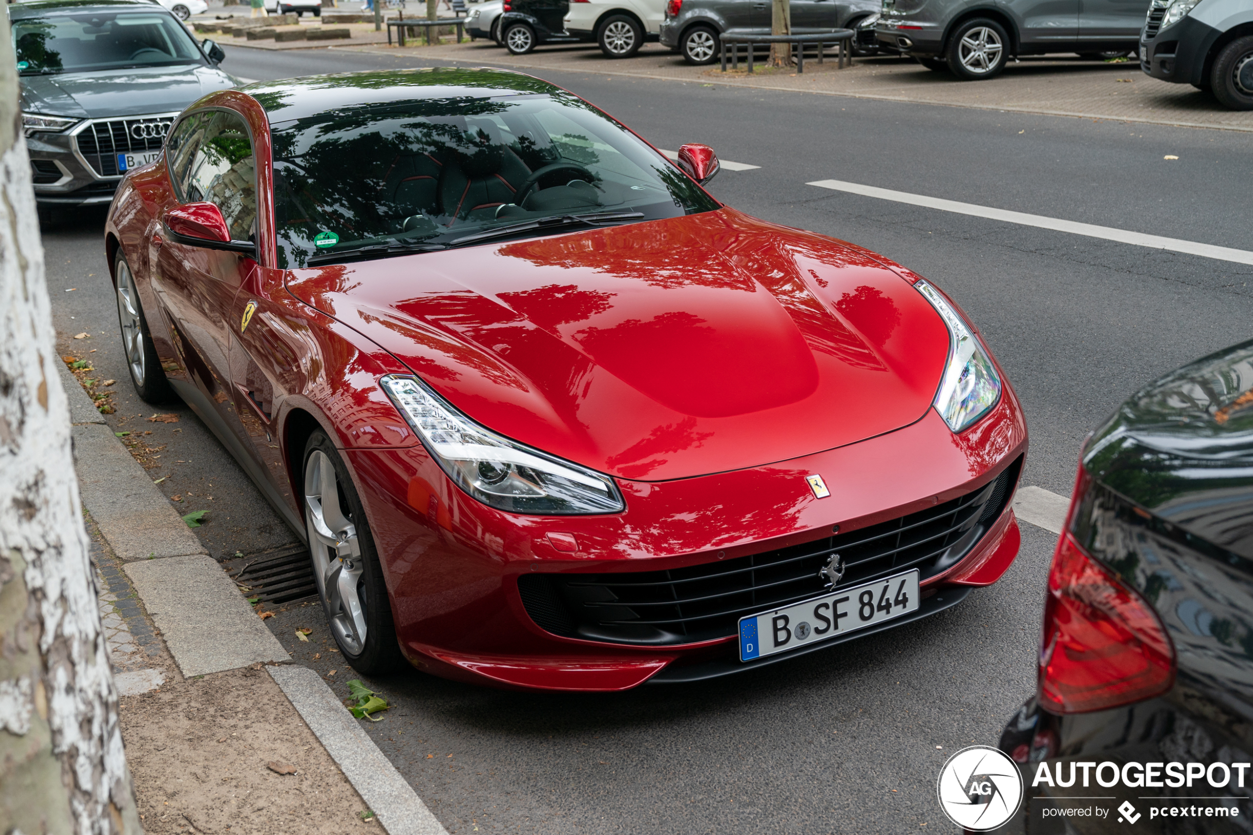 Ferrari GTC4Lusso