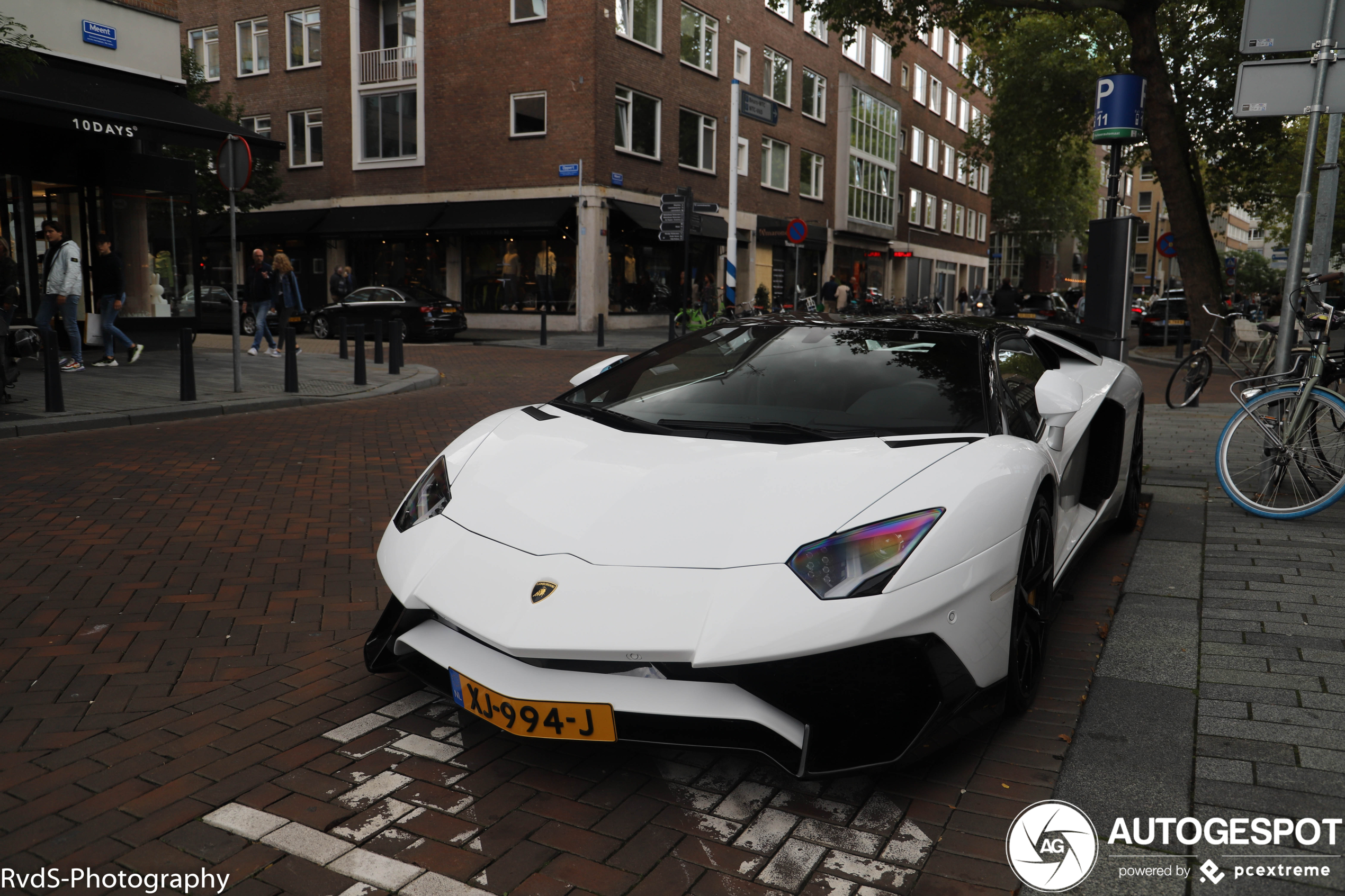 Lamborghini Aventador LP700-4 Roadster