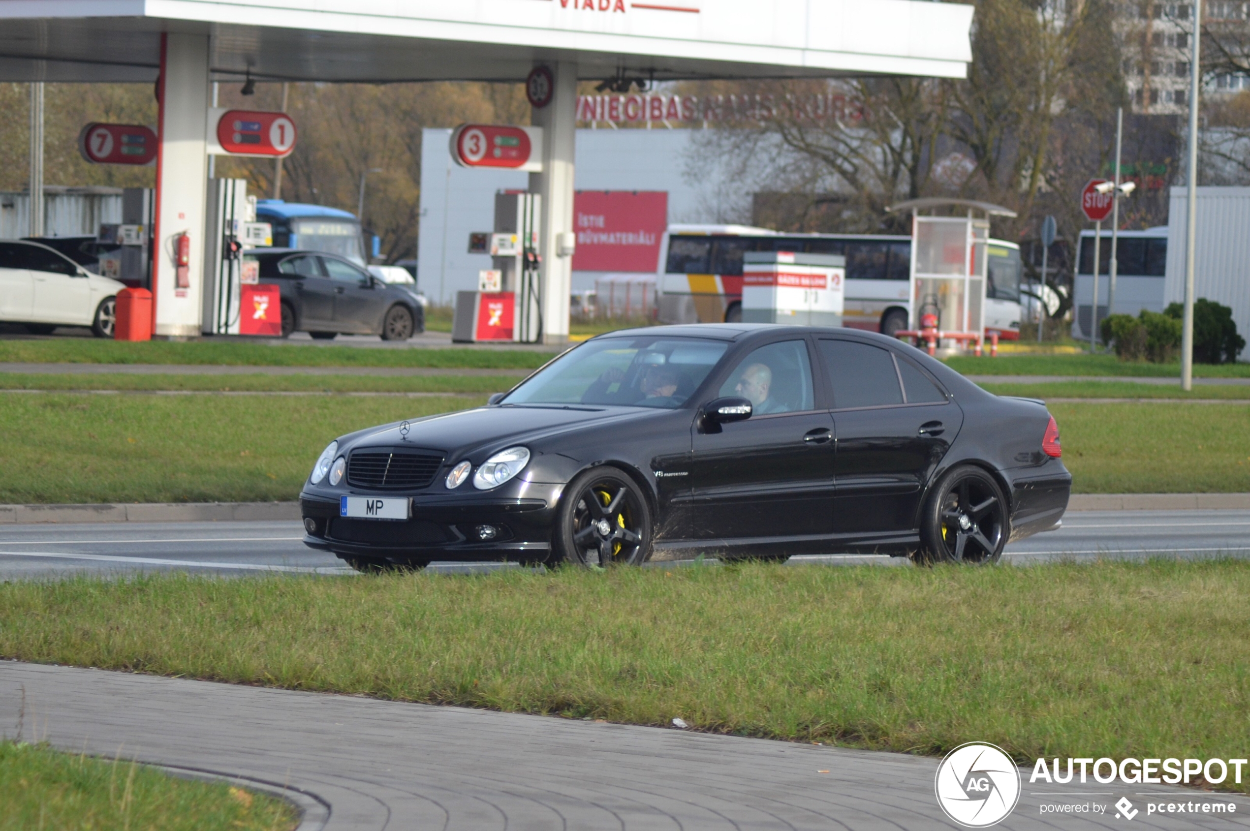 Mercedes-Benz E 55 AMG