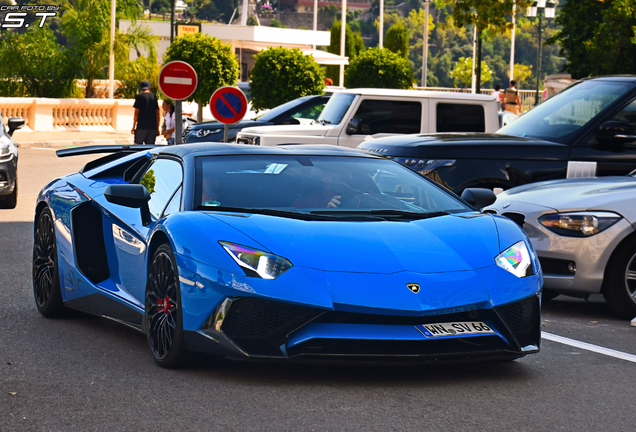 Lamborghini Aventador LP750-4 SuperVeloce Roadster