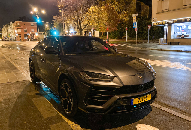 Lamborghini Urus