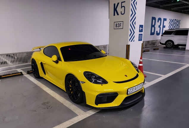 Porsche 718 Cayman GT4