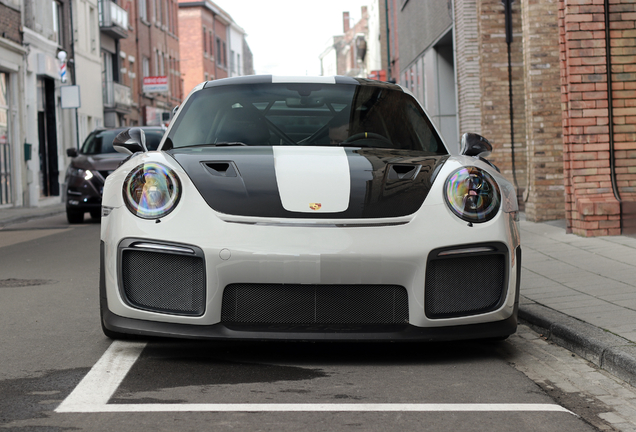 Porsche 991 GT2 RS Weissach Package