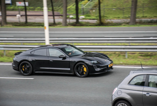 Porsche Taycan Turbo S