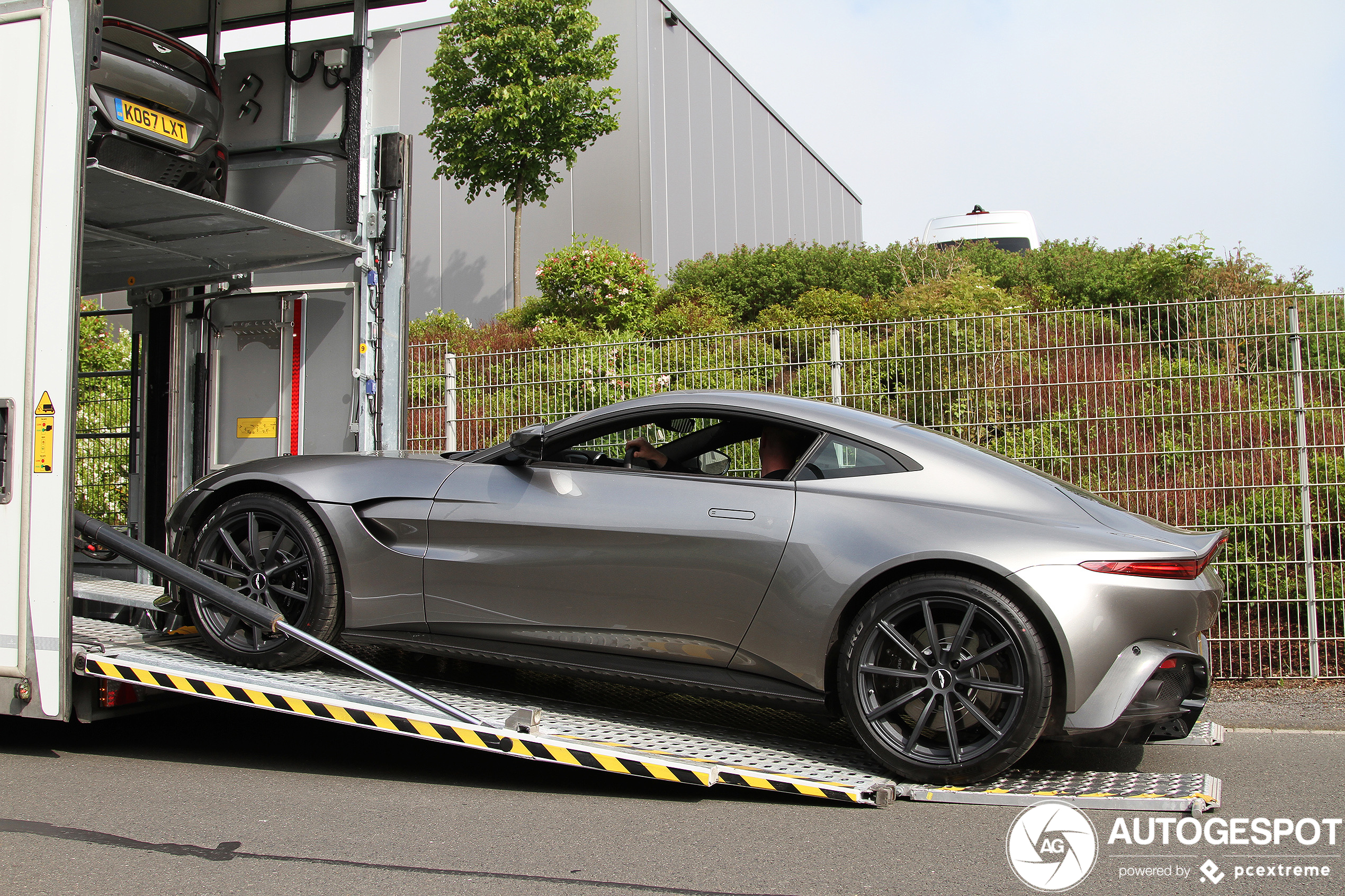 Aston Martin V8 Vantage 2018