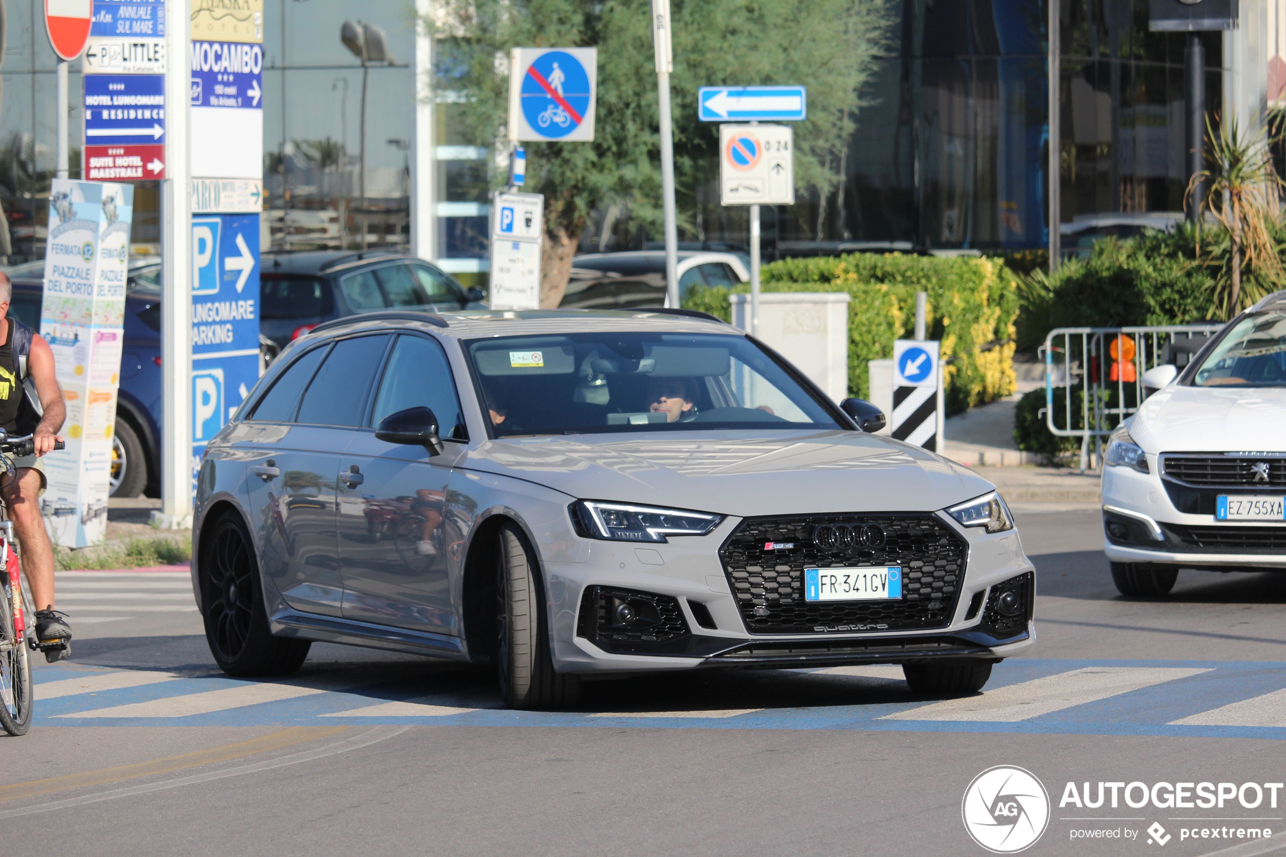 Audi RS4 Avant B9