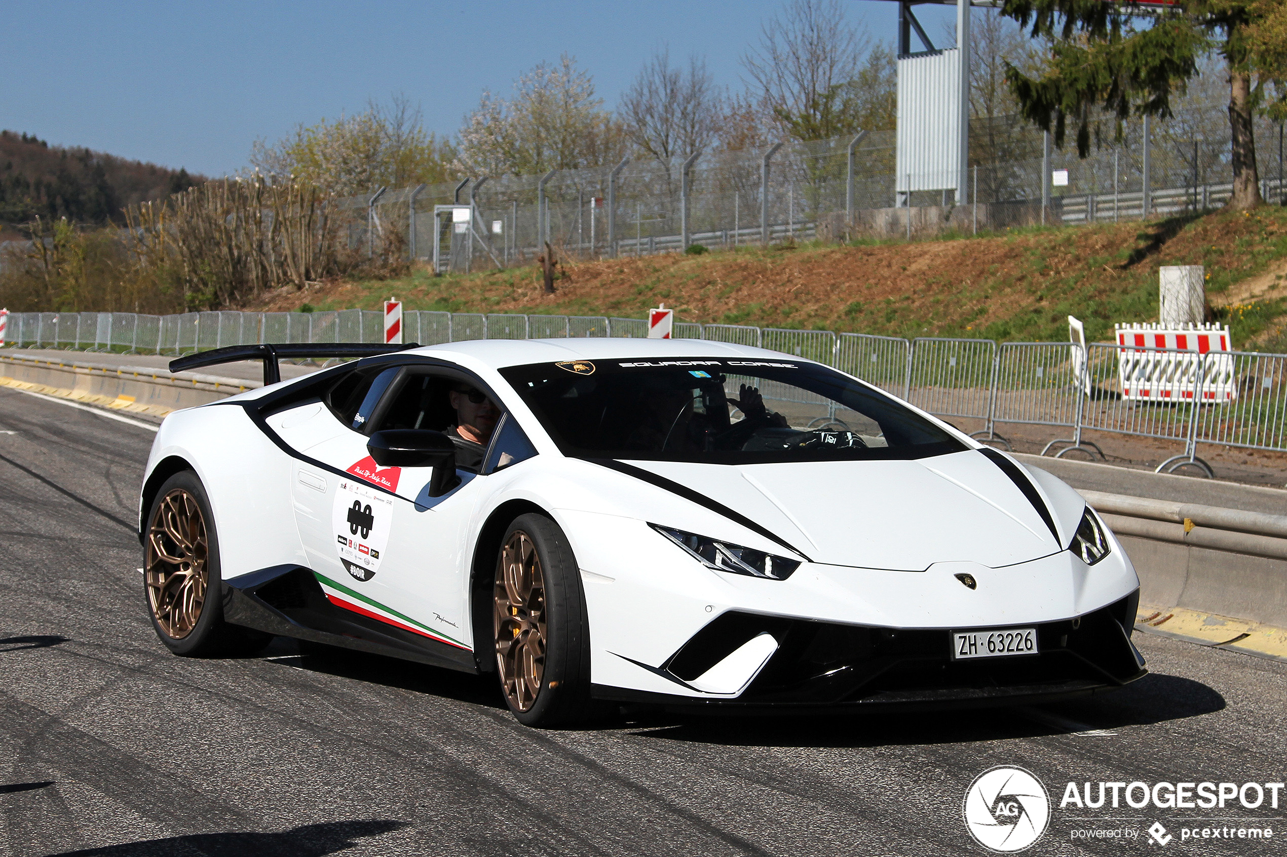 Lamborghini Huracán LP640-4 Performante