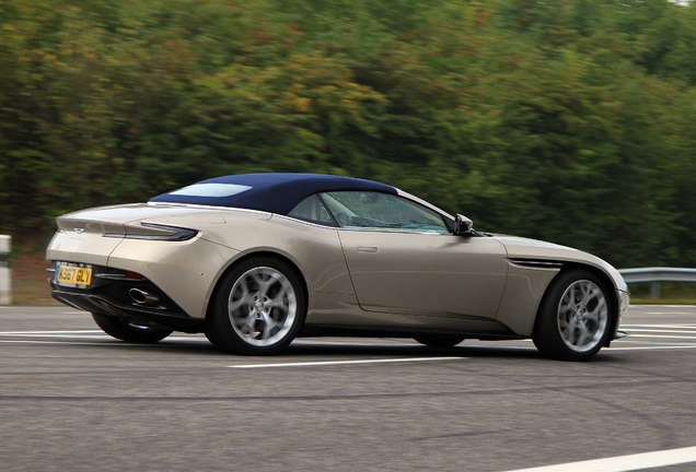 Aston Martin DB11 V8 Volante