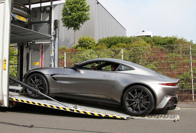 Aston Martin V8 Vantage 2018