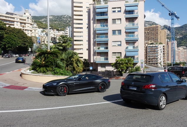 Aston Martin Vanquish 2013