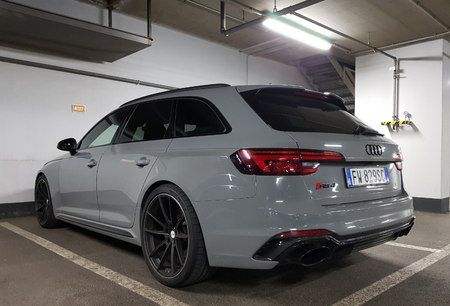 Audi RS4 Avant B9