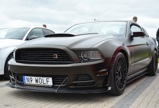 Ford Mustang Roush RS 2013