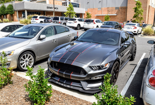 Ford Mustang Shelby GT350R 2015