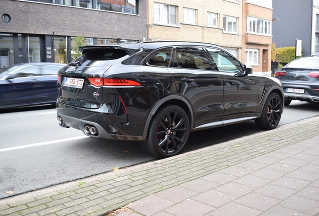 Jaguar F-PACE SVR