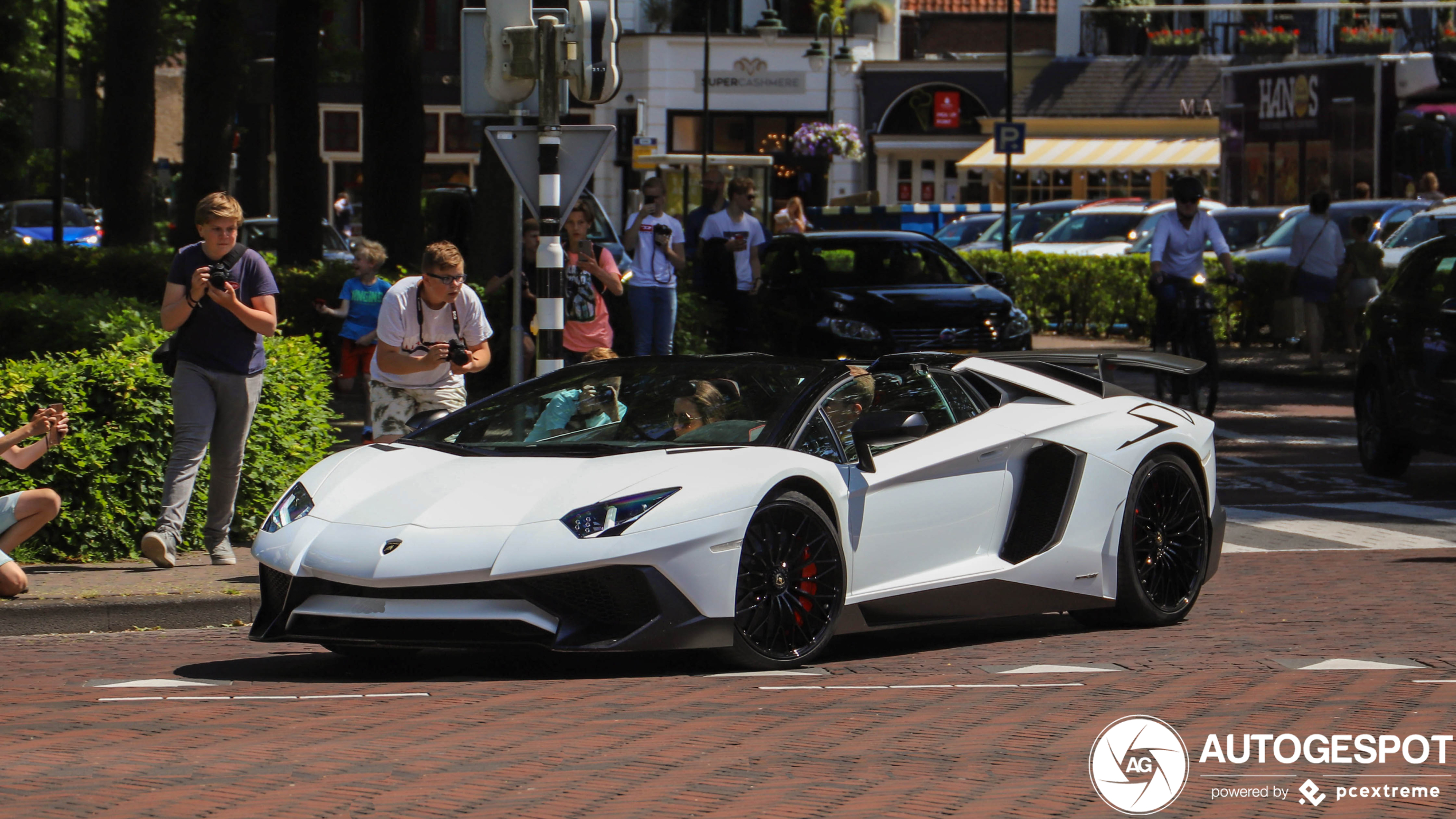 Lamborghini Aventador LP750-4 SuperVeloce Roadster