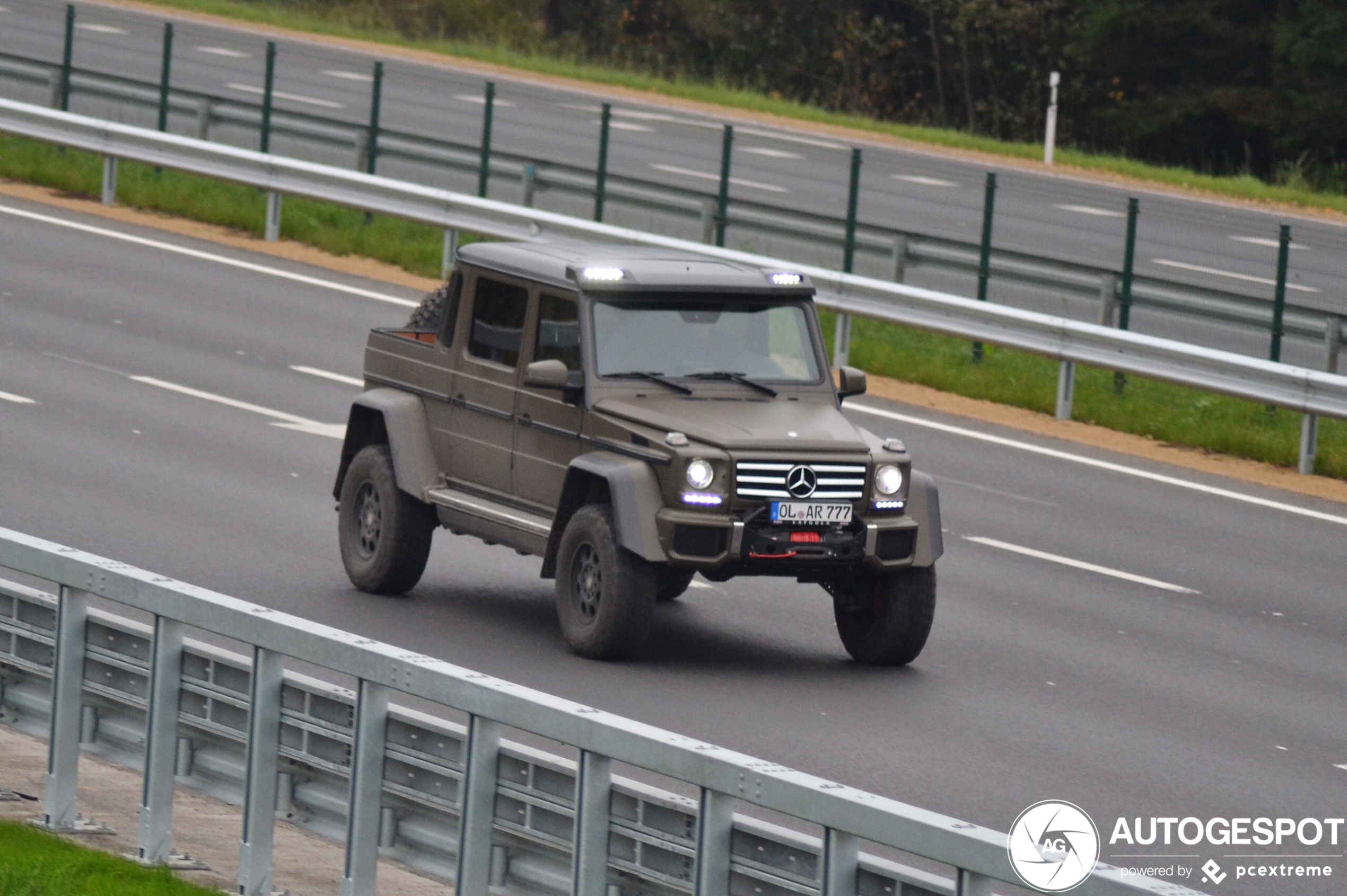 Mercedes-Benz G 500 4X4²