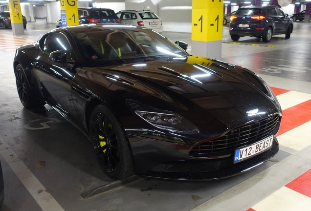 Aston Martin DB11 AMR