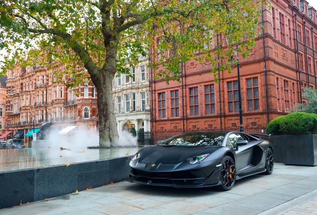 Lamborghini Aventador LP770-4 SVJ