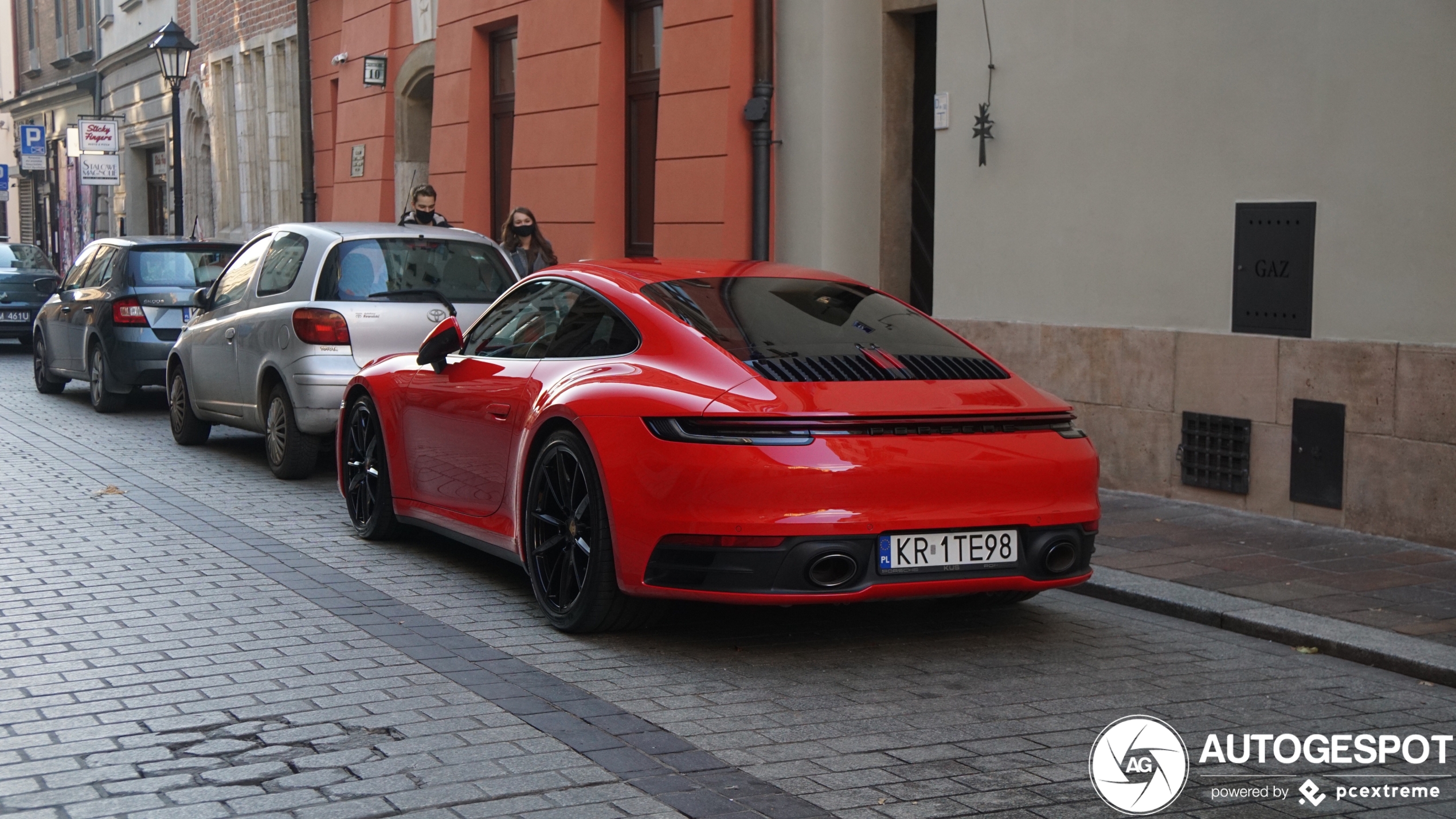 Porsche 992 Carrera 4S