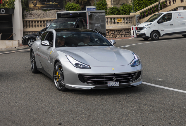 Ferrari GTC4Lusso