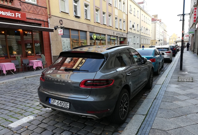 Porsche 95B Macan Turbo