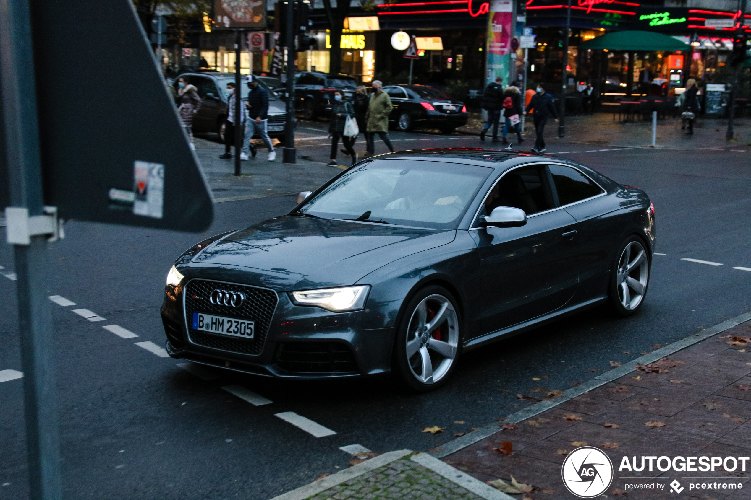 Audi RS5 B8 2012