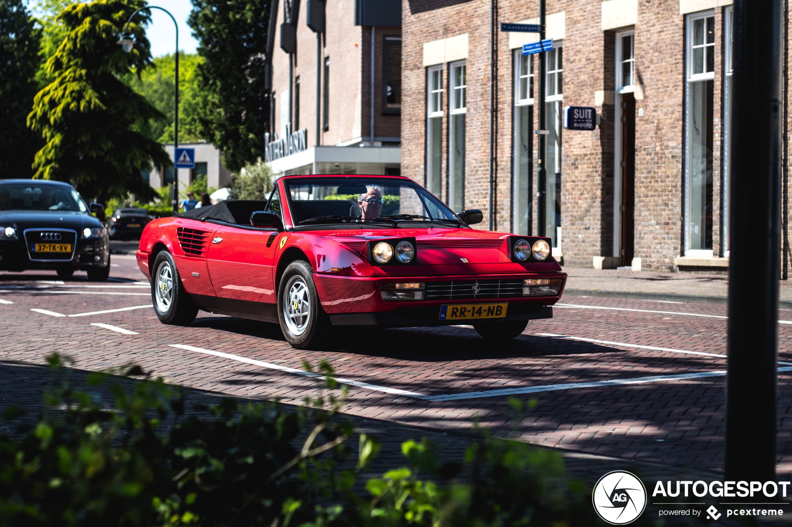 Ferrari Mondial 3.2 Cabriolet