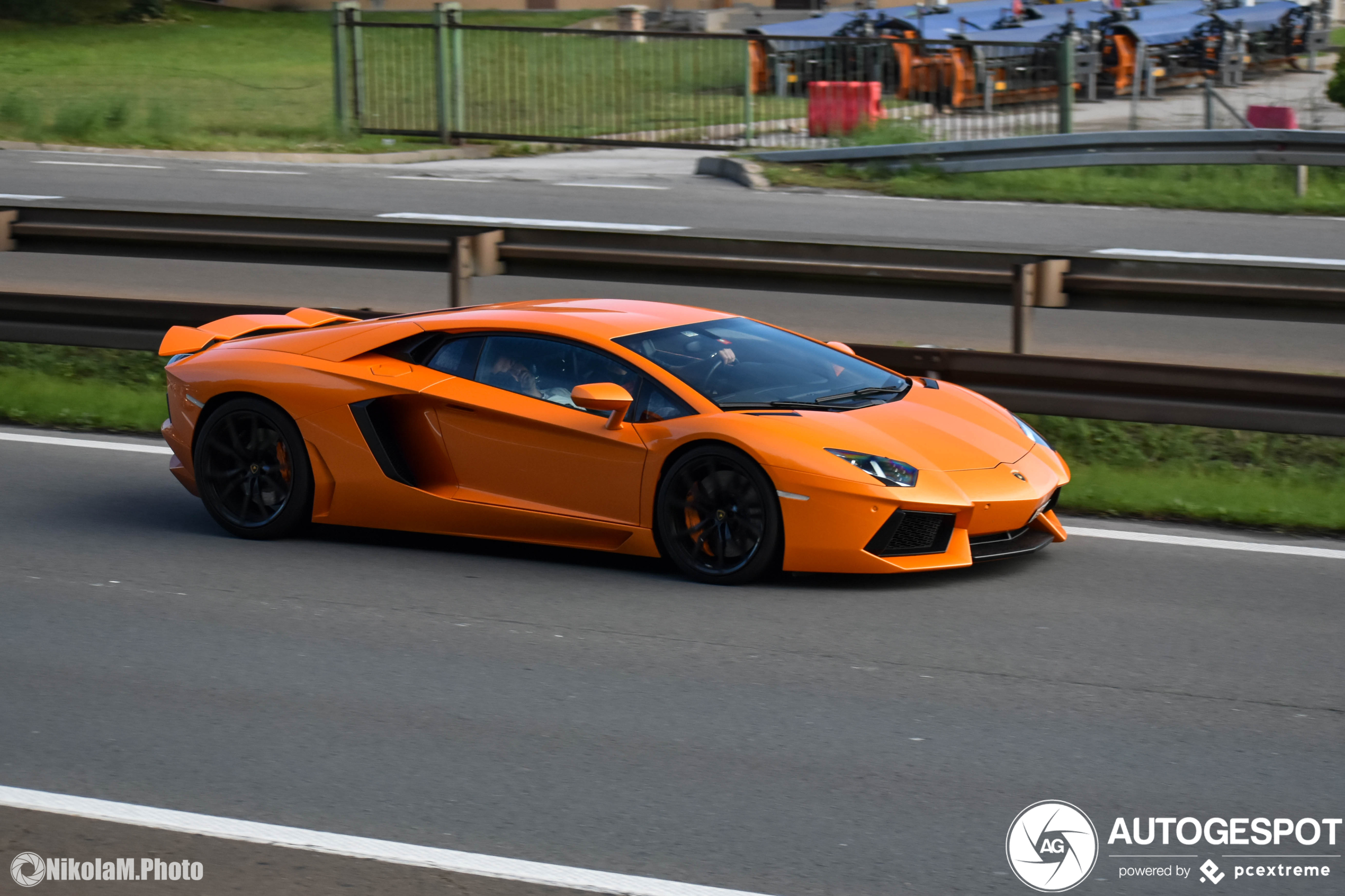 Lamborghini Aventador LP700-4